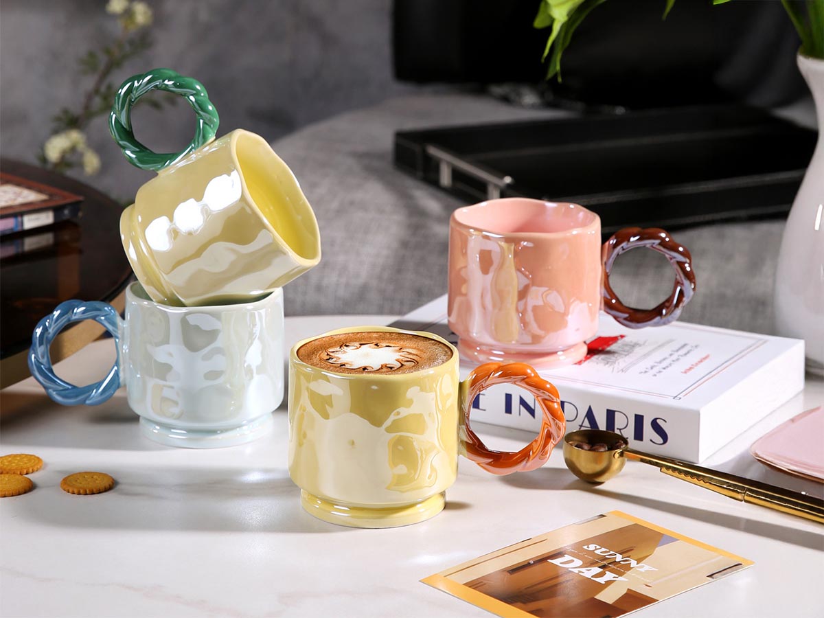 Κεραμικές κούπες Twist Handle 400ml