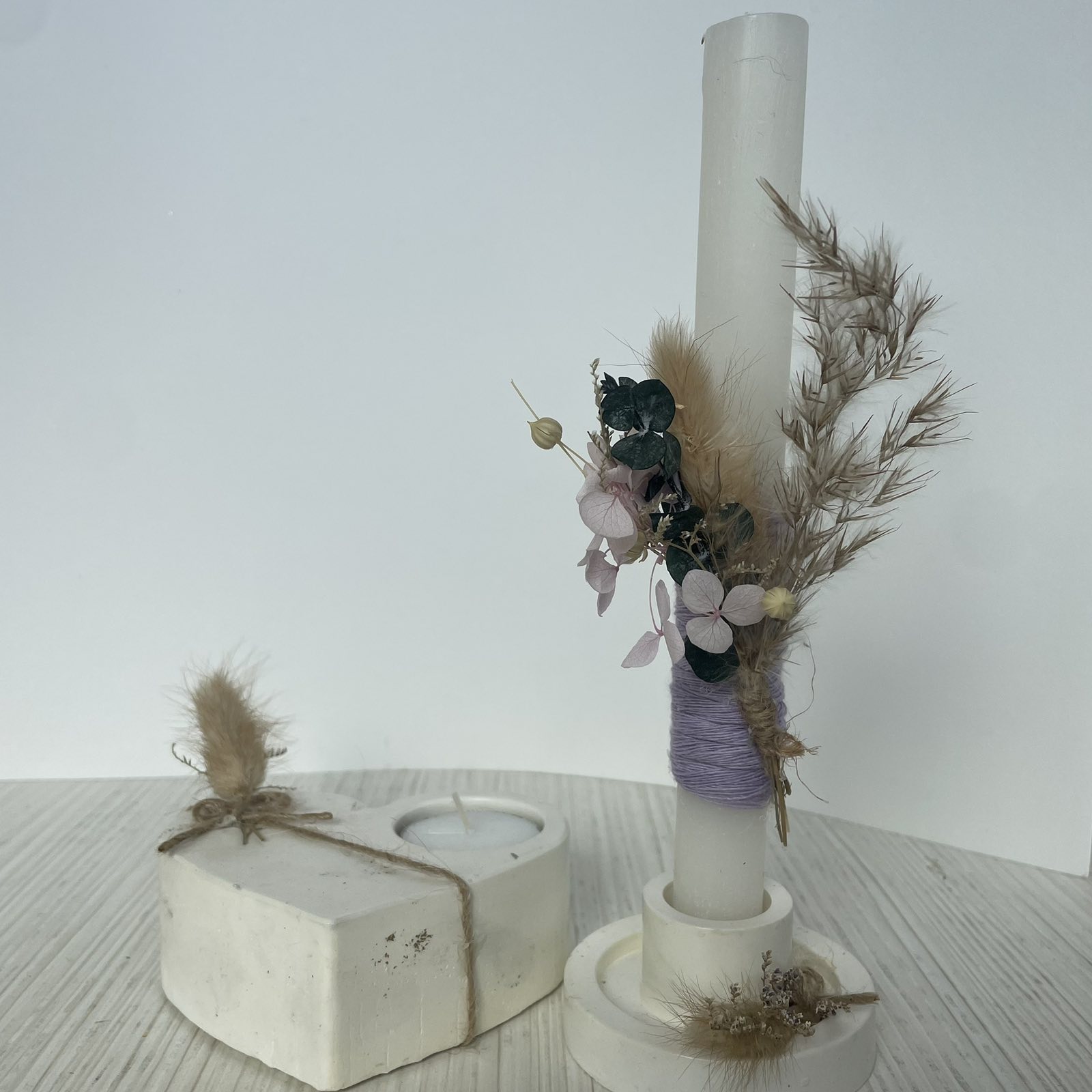 Σετ λαμπάδα με κεραμική καρδιά και κηροπήγιο λευκό