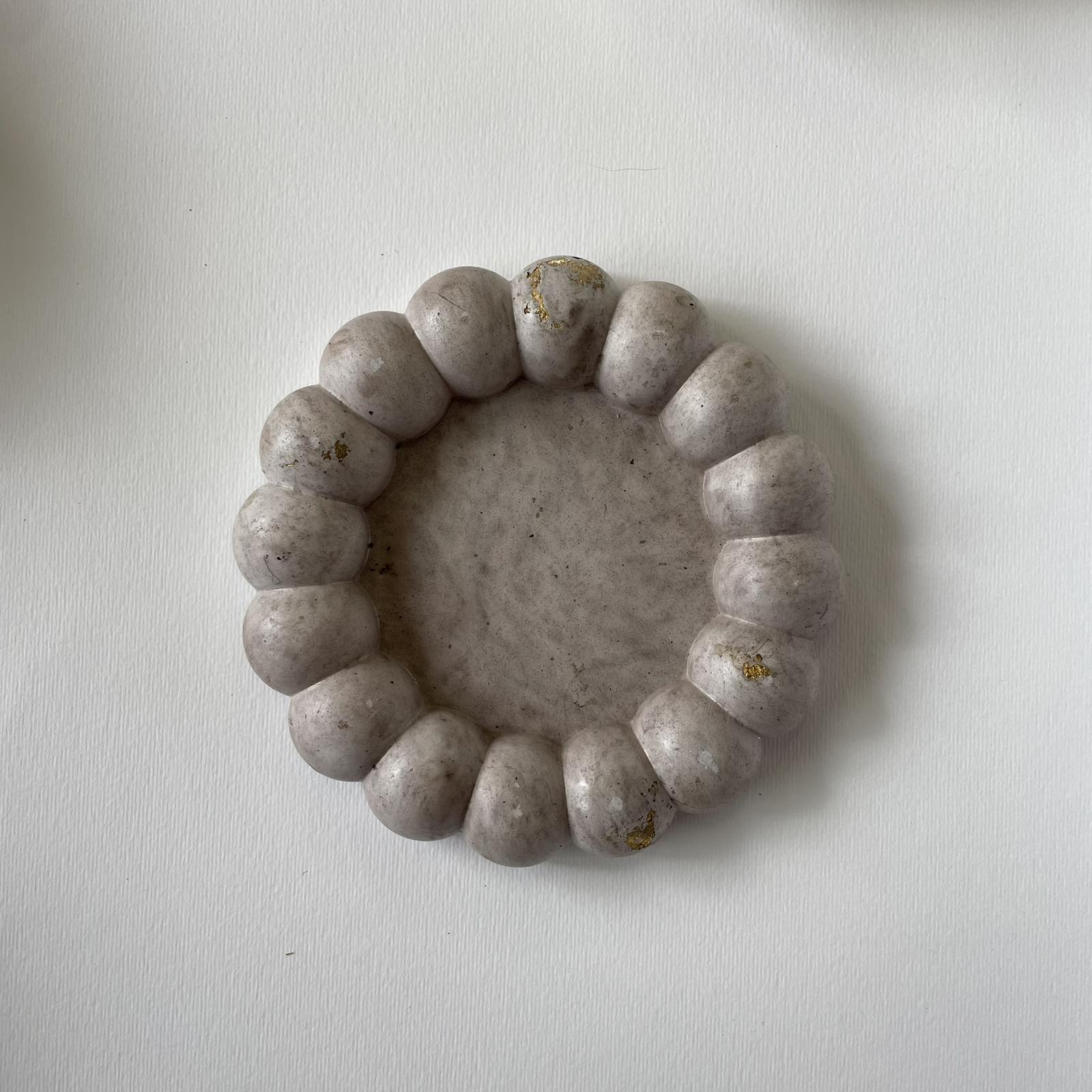 Διακοσμητικός δίσκος στρόγγυλος- Bubble λάττε με φύλλα χρυσού