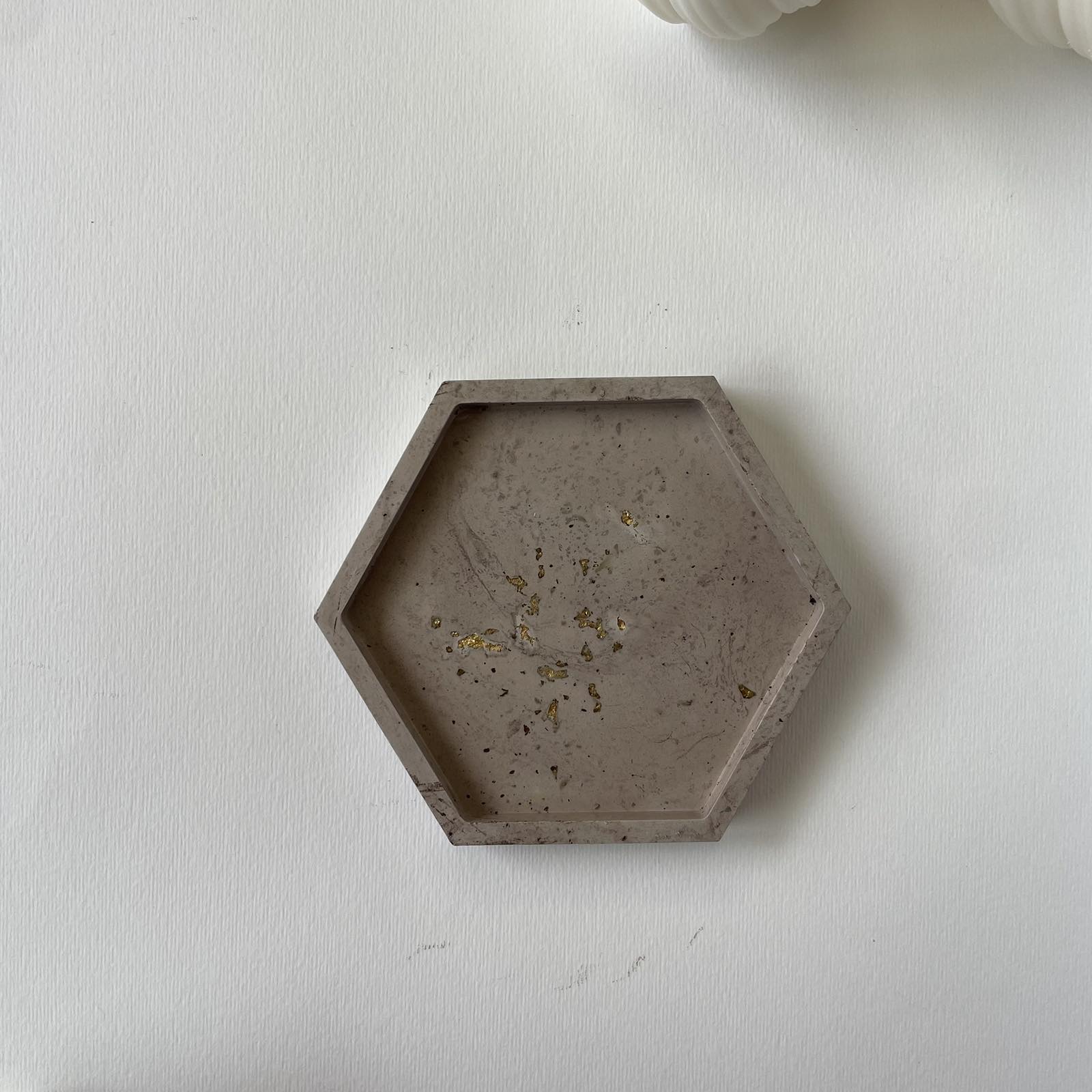 Κεραμικό σουβέρ απο γύψο λάττε με φύλλα χρυσού