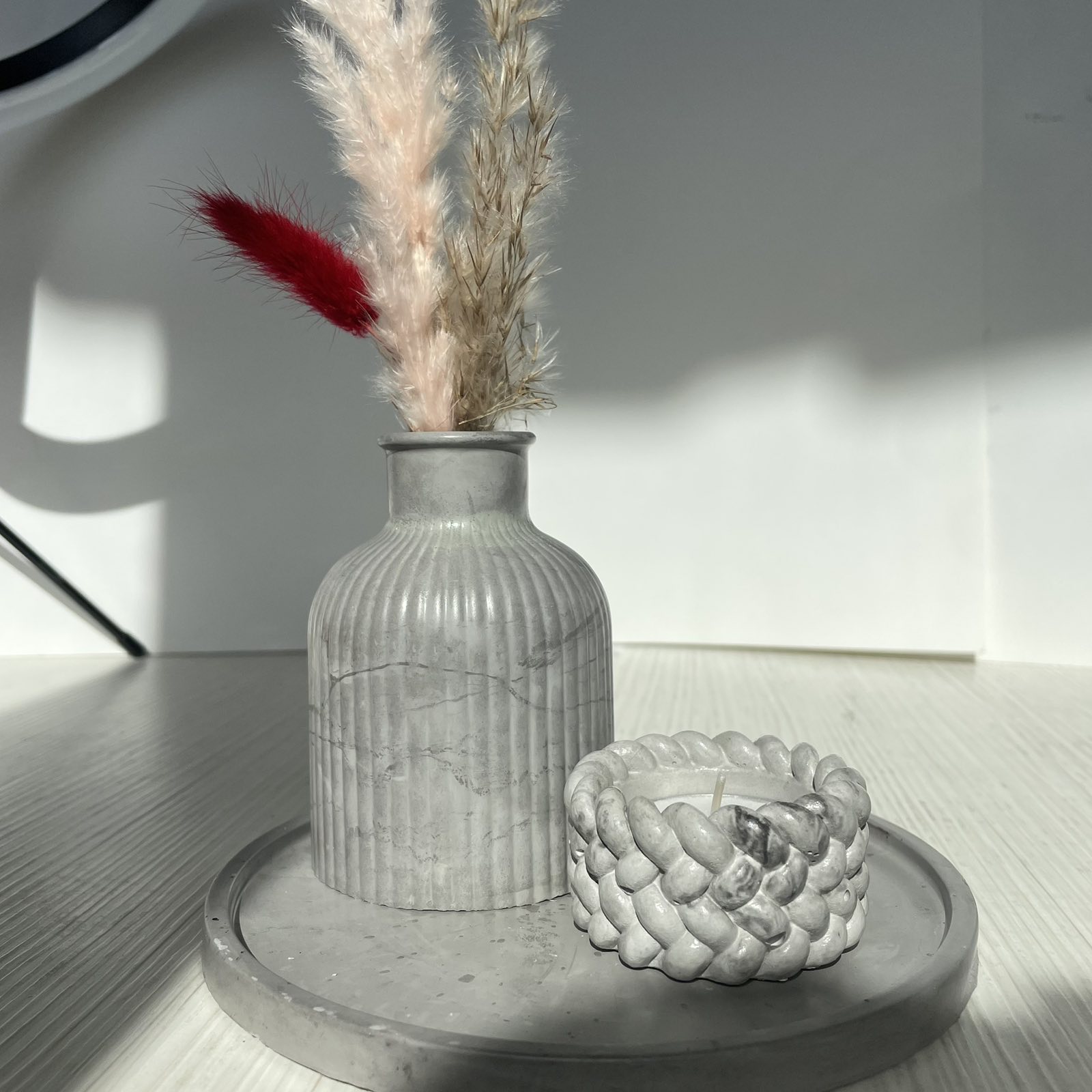 Βαζάκι ριγέ γκρί