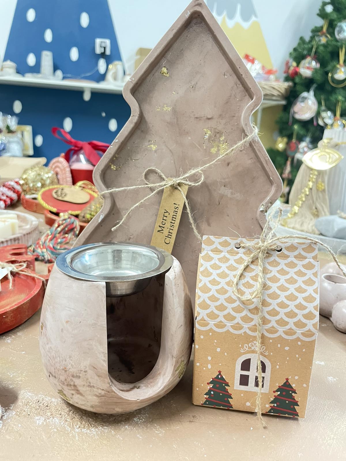 Χριστουγεννιάτικο Gift Box: Αρωματιστής - Δίσκος Διακόσμησης και wax melts