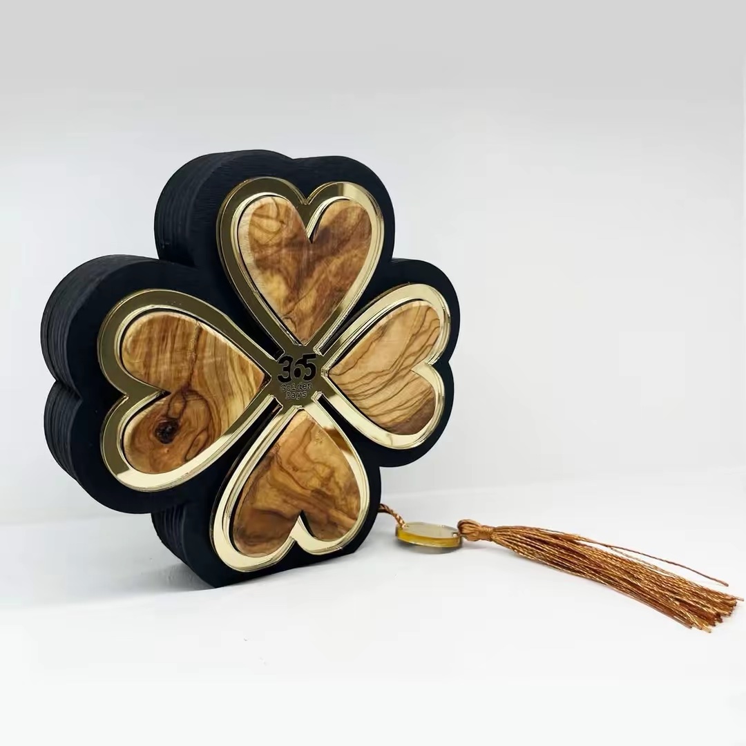 Επιτραπέζια Χειροποίητα Διακοσμητικά Γούρια 