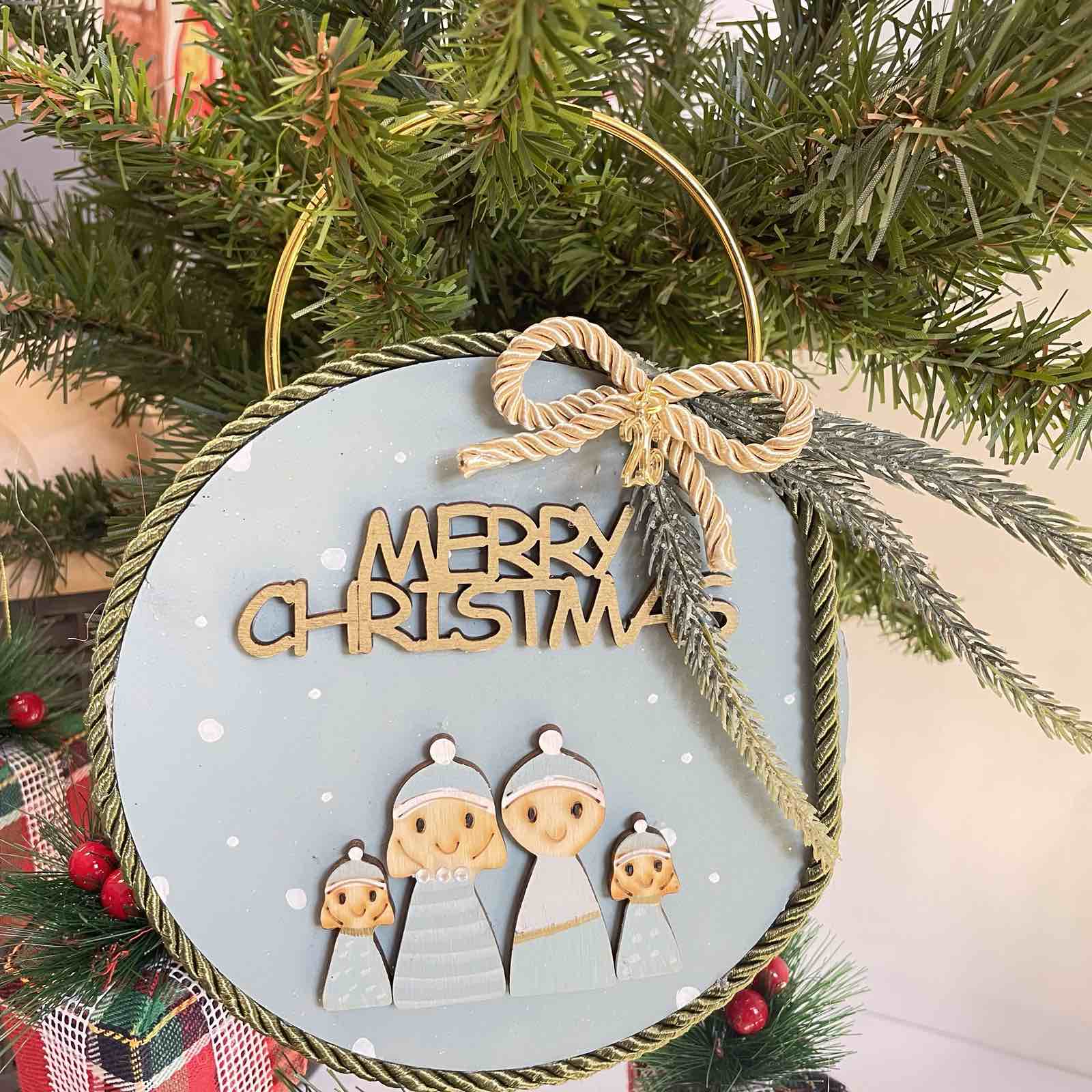 Χειροποίητο Χριστουγεννιάτικο Στολίδι «Οικογένεια»