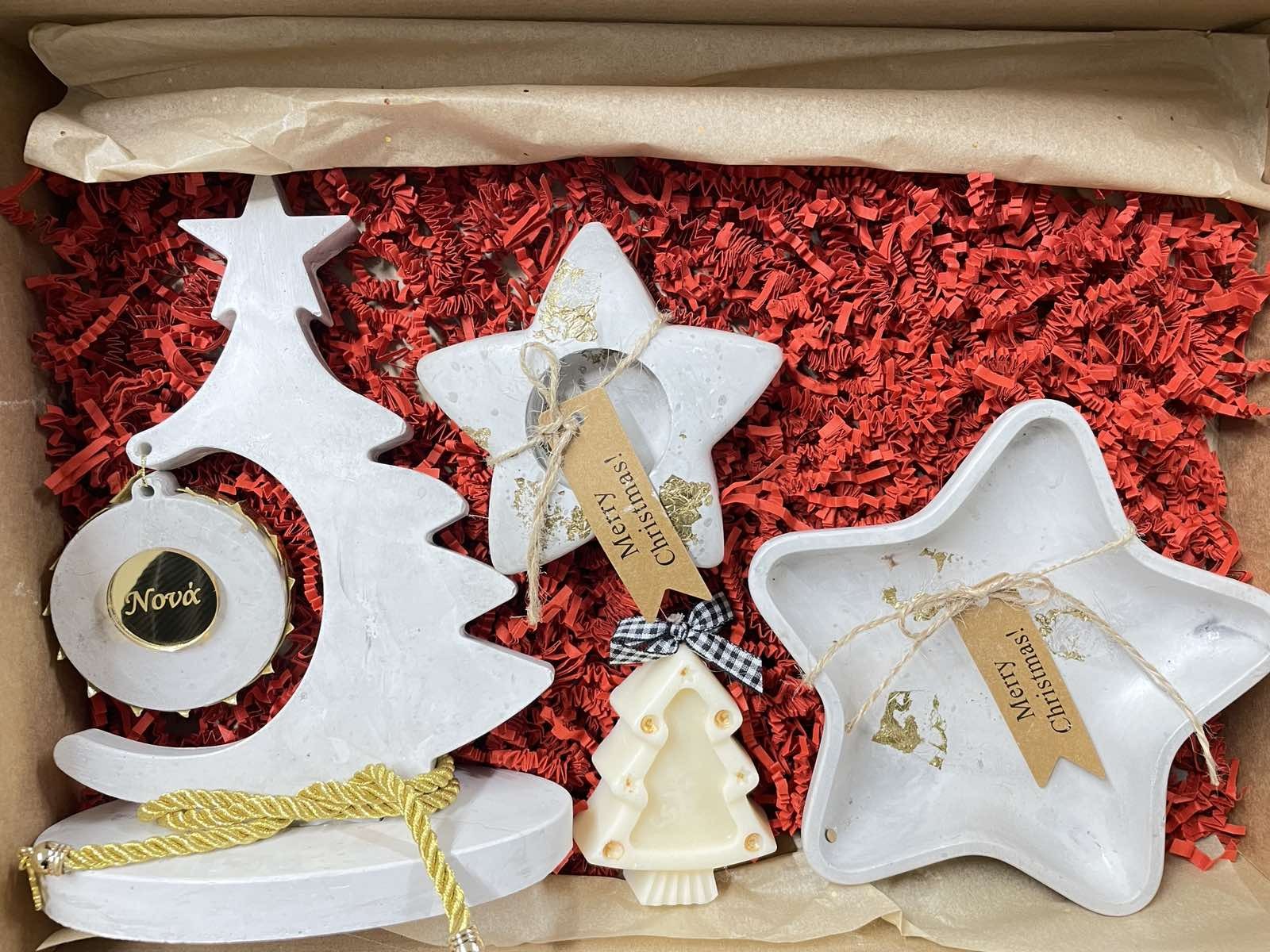 Πολυτελές Χριστουγεννιάτικο Gift Box ''ΝΟΝΑ''